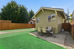 710 N 68th St, Seattle, WA 98103 - Photo 25