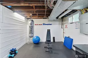 710 N 68th St, Seattle, WA 98103 - Photo 11