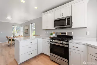 246 Prince Avenue #202, Bellingham, WA 98226 - Photo 17