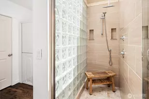 2364 Hobart Ave SW, Seattle, WA 98116 - Photo 25