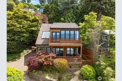 2364 Hobart Avenue SW, Seattle, WA 98116 - Photo 31