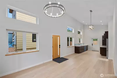8623 30th Avenue SW, Seattle, WA 98126 - Photo 3