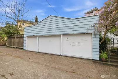 6238 Woodlawn Avenue N, Seattle, WA 98103 - Photo 33