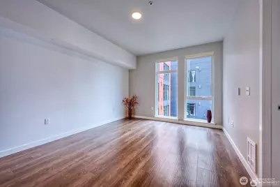 1085 103rd Avenue NE #526, Bellevue, WA 98004 - Photo 7