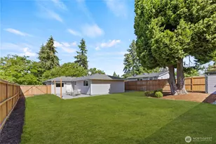 2147 NE 12th St, Renton, WA 98056 - Photo 25