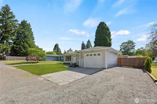 2147 NE 12th St, Renton, WA 98056 - Photo 3