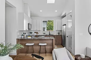 11737 40th Ave NE, Seattle, WA 98125 - Photo 17