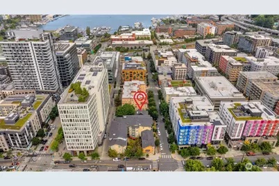 417 Minor Avenue N, Seattle, WA 98109 - Photo 13