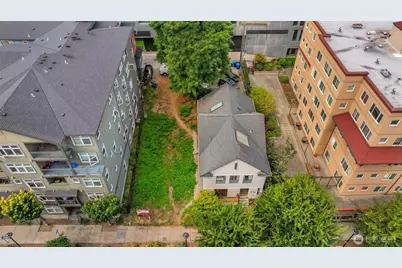 417 Minor Avenue N, Seattle, WA 98109 - Photo 5