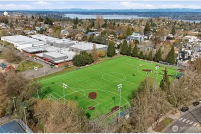 215 20th Avenue E #105, Seattle, WA 98112 - Photo 35