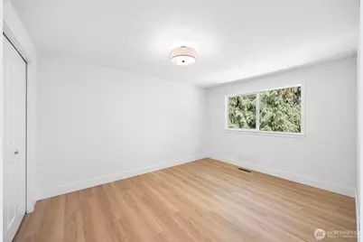 121 W Winesap Road, Bothell, WA 98012 - Photo 21