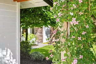 121 W Winesap Rd, Bothell, WA 98012 - Photo 25