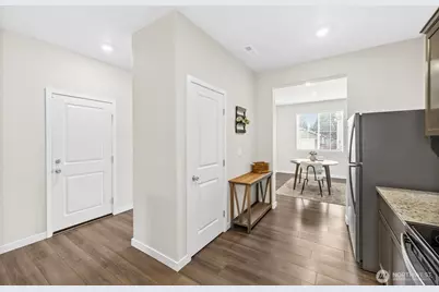 2301 158th Street Ct E, Tacoma, WA 98445 - Photo 11