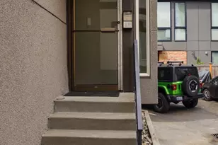 2362 Franklin Ave E, Seattle, WA 98102 - Photo 13