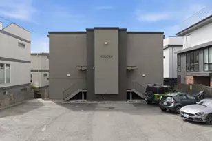 2362 Franklin Ave E, Seattle, WA 98102 - Photo 5