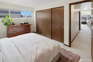 2362 Franklin Ave E, Seattle, WA 98102 - Photo 17