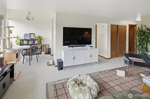2362 Franklin Ave E, Seattle, WA 98102 - Photo 21