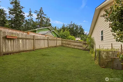 2220 Williams Road, Oak Harbor, WA 98177 - Photo 33