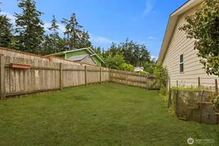 2220 Williams Rd, Oak Harbor, WA 98177 - Photo 33