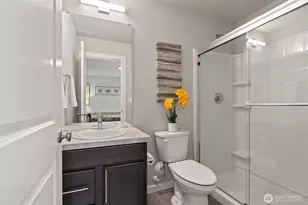 309 207th Pl SE, Bothell, WA 98012 - Photo 7