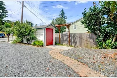 1305 Vernon Road, Lake Stevens, WA 98258 - Photo 5