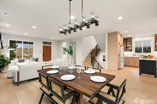 3032 NE Blakeley St, Seattle, WA 98105 - Photo 9