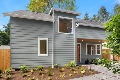11739 40th Avenue NE #C, Seattle, WA 98125 - Photo 3