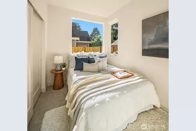 11739 40th Avenue NE #C, Seattle, WA 98125 - Photo 15
