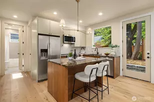 11739 40th Ave NE, Seattle, WA 98125 - Photo 9
