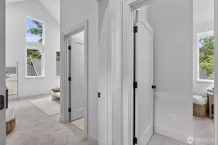 11739 40th Ave NE, Seattle, WA 98125 - Photo 17