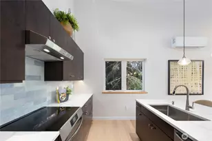 8625 30th Ave SW, Seattle, WA 98126 - Photo 17
