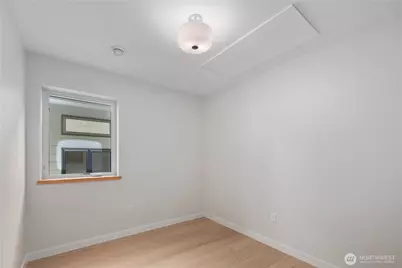8625 30th Avenue SW, Seattle, WA 98126 - Photo 23