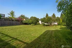 10617 39th Ave SW, Seattle, WA 98146 - Photo 31