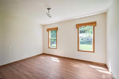 309 NW 2nd Avenue, Kelso, WA 98626 - Photo 9