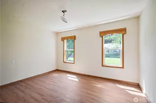 309 NW 2nd Ave, Kelso, WA 98626 - Photo 9