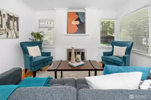 8205 19th Ave NE, Seattle, WA 98115 - Photo 5