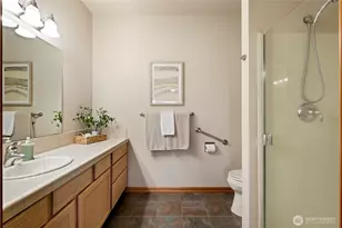 8151 E Seaview Dr, Port Orchard, WA 98366 - Photo 27
