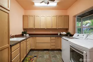 8151 E Seaview Dr, Port Orchard, WA 98366 - Photo 23