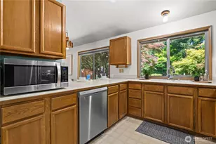 22108 SE 251st Ct, Maple Valley, WA 98038 - Photo 15