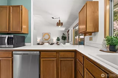 22108 SE 251st Court, Maple Valley, WA 98038 - Photo 17