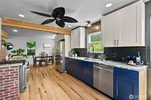307 4th St, Steilacoom, WA 98388 - Photo 13