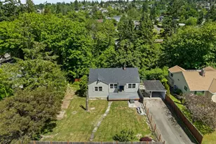 307 4th St, Steilacoom, WA 98388 - Photo 35
