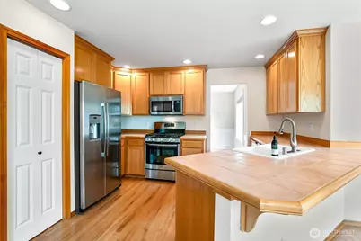 18410 11th Drive SE, Bothell, WA 98012 - Photo 11