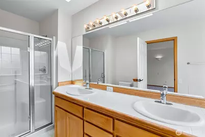 18410 11th Drive SE, Bothell, WA 98012 - Photo 33