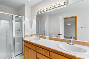 18410 11th Dr SE, Bothell, WA 98012 - Photo 33