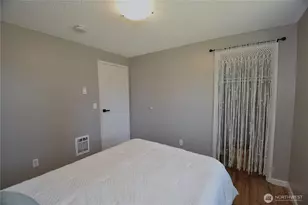 1014 S 21st St, Mount Vernon, WA 98274 - Photo 17