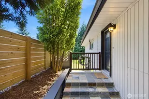 1832 Camas Ave NE, Renton, WA 98056 - Photo 3