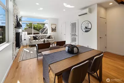 1919 A 9th Avenue W, Seattle, WA 98119 - Photo 11