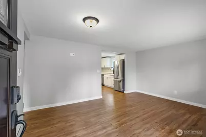 726 109th Street SE, Everett, WA 98208 - Photo 5