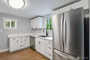 726 109th St SE, Everett, WA 98208 - Photo 11